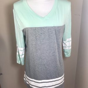 NWT Rue 21 3/4 length Shirt sz L Baseball Tee